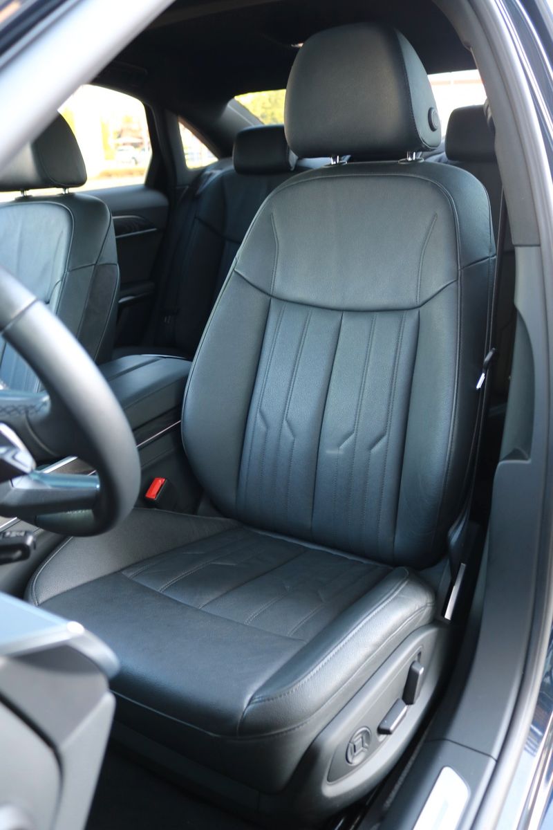 Audi A8 55 TFSI quattro - Samsaru's Car Outlet