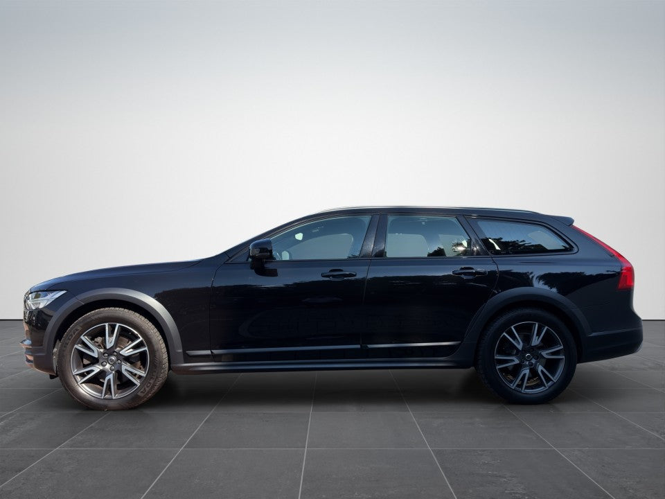 Volvo V90 Cross Country