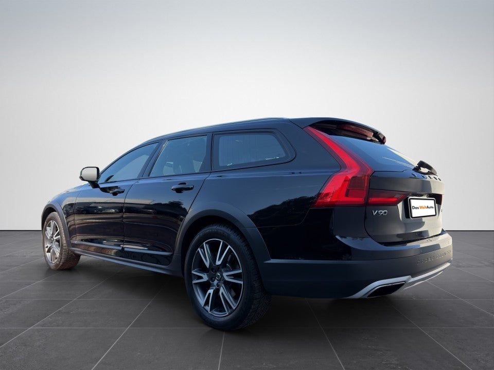 Volvo V90 Cross Country