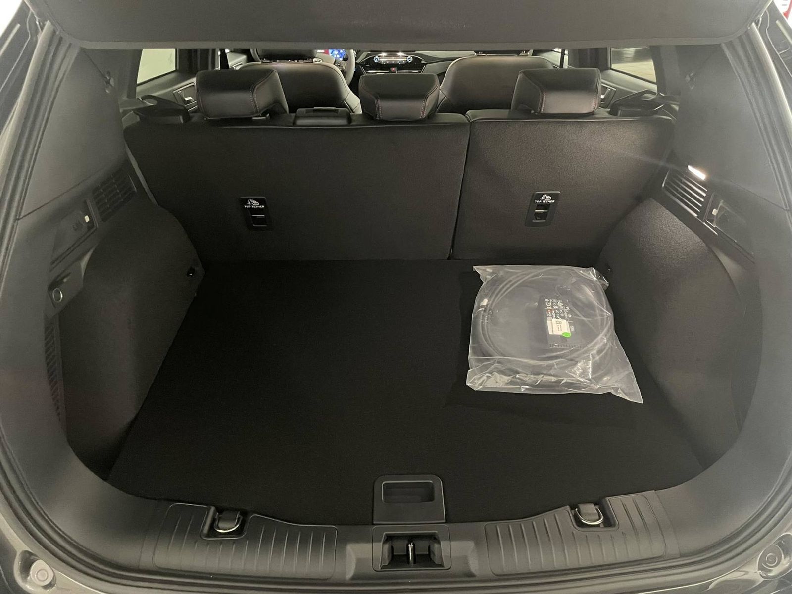 Ford Kuga ST-Line X - Samsaru's Car Outlet