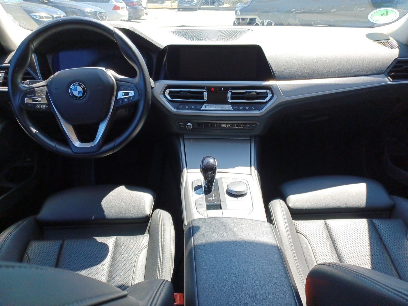 BMW 320d Touring Advantage - Samsaru's Car Outlet