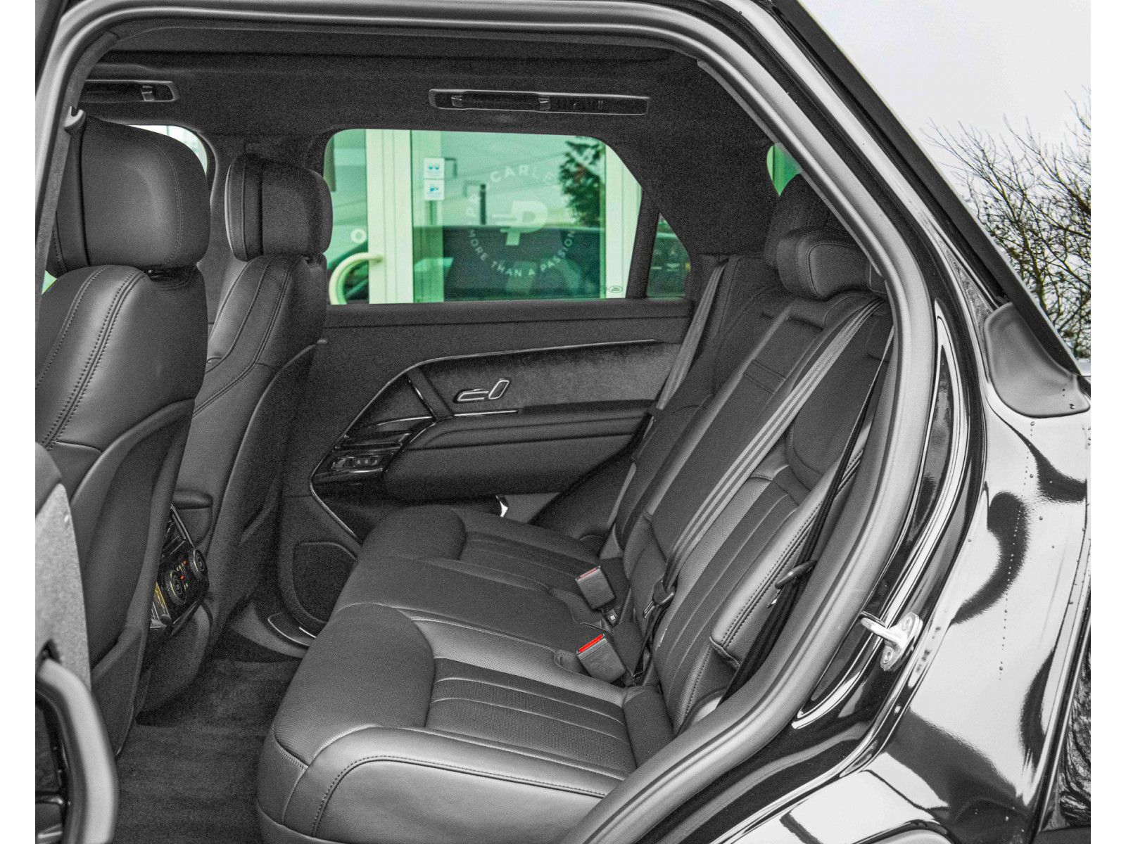 Range Rover Sport P530 V8 FIRST EDITION BLACK - Samsaru's Car Outlet