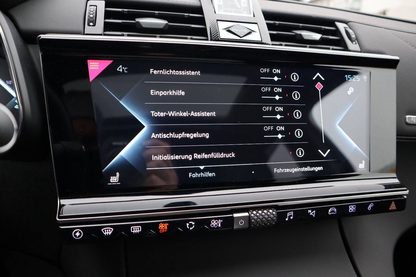 DS Automobiles DS7*Voll-Leder*Panodach*AHK*SH*el.Hkl