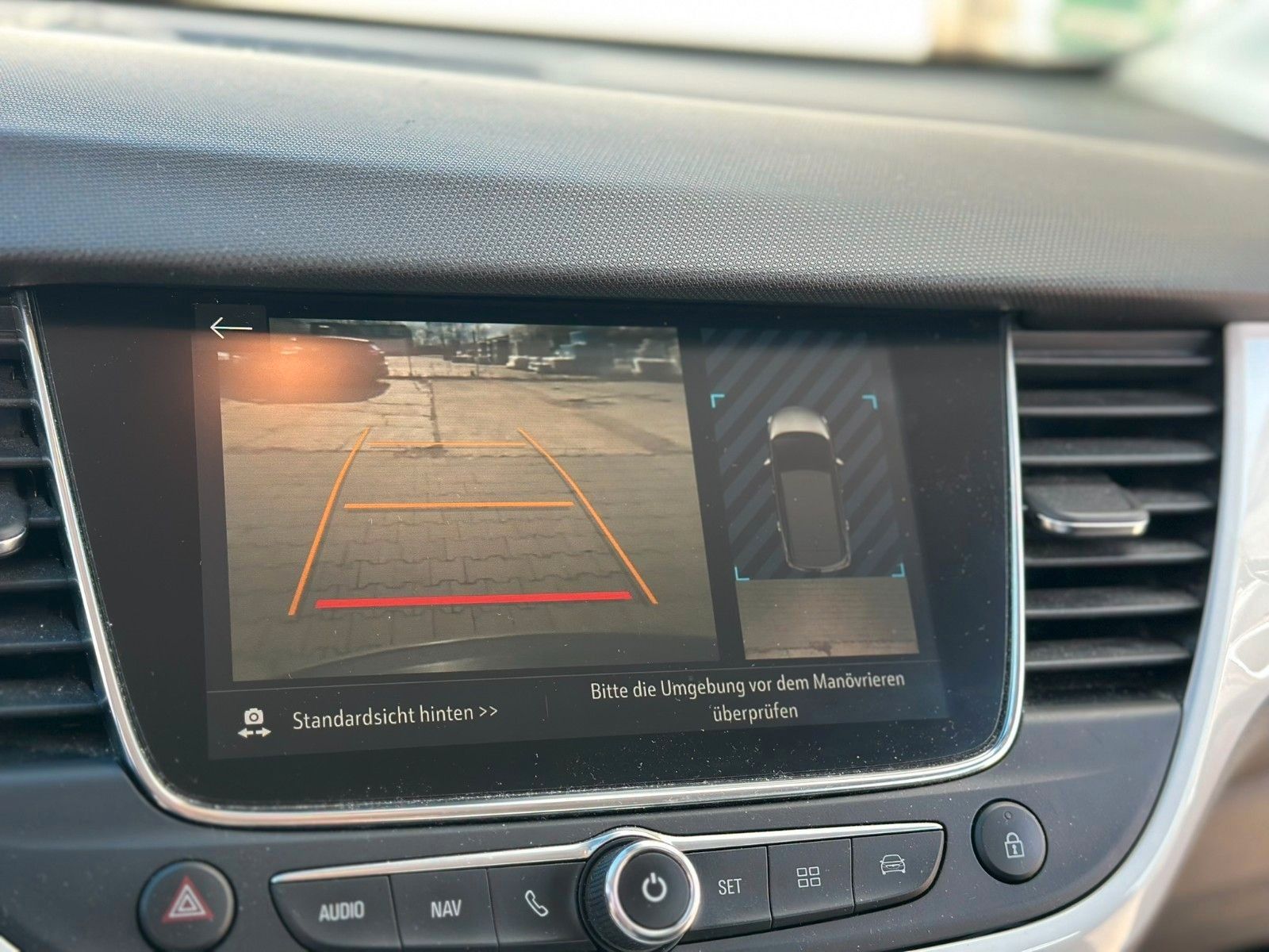 Opel Crossland X - Samsaru's Car Outlet