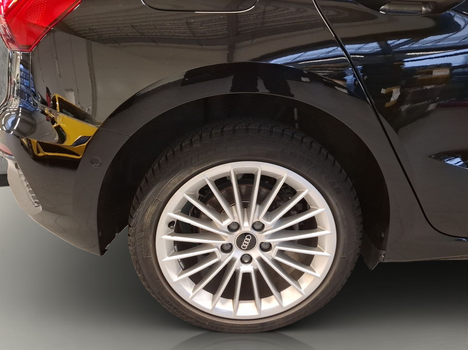 Audi A3 Sportback TFSI e Advanced 40 e 150(204) kW(PS