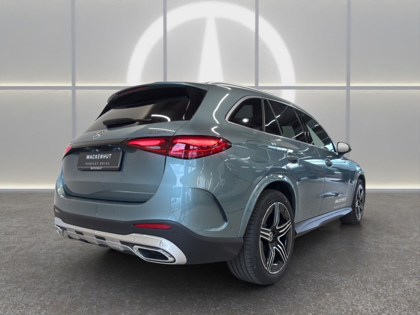 Mercedes-Benz GLC 220 d 4M EDITION AMG LINE AHK+PANO+DIST+360°
