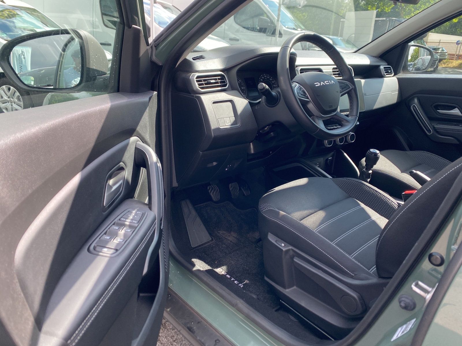 Dacia Duster Journey+ - Samsaru's Car Outlet