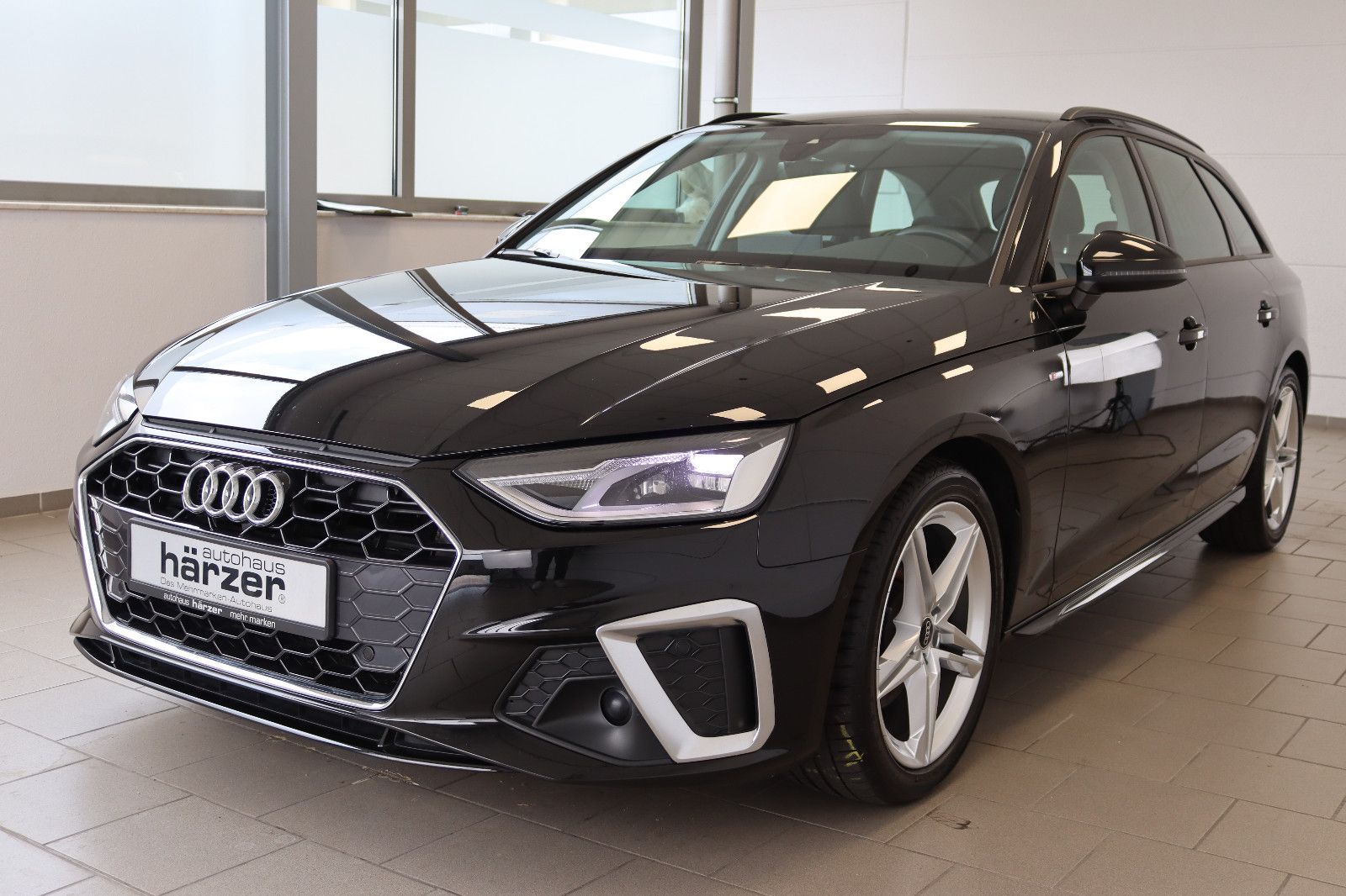 Audi A4 Avant 35TDI S-Tronic S line - Samsaru's Car Outlet