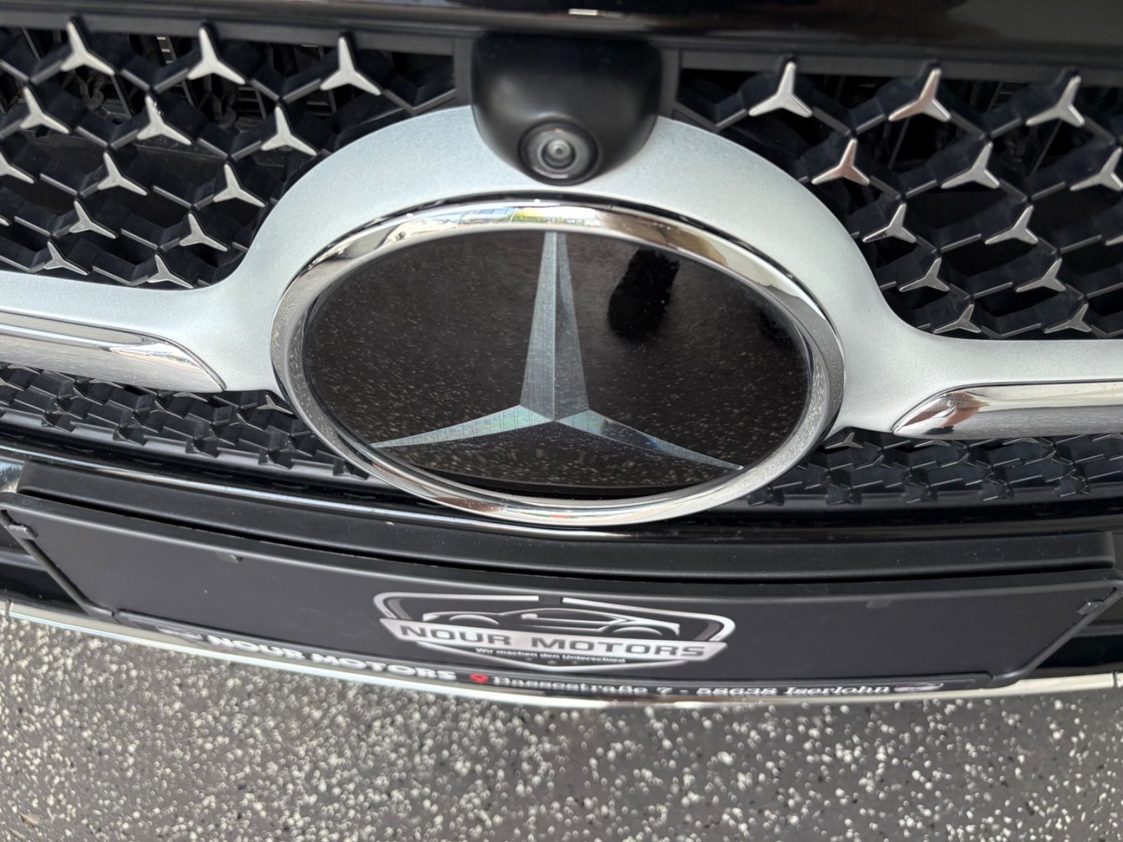 Mercedes-Benz C 220d AMG-Line - Samsaru's Car Outlet