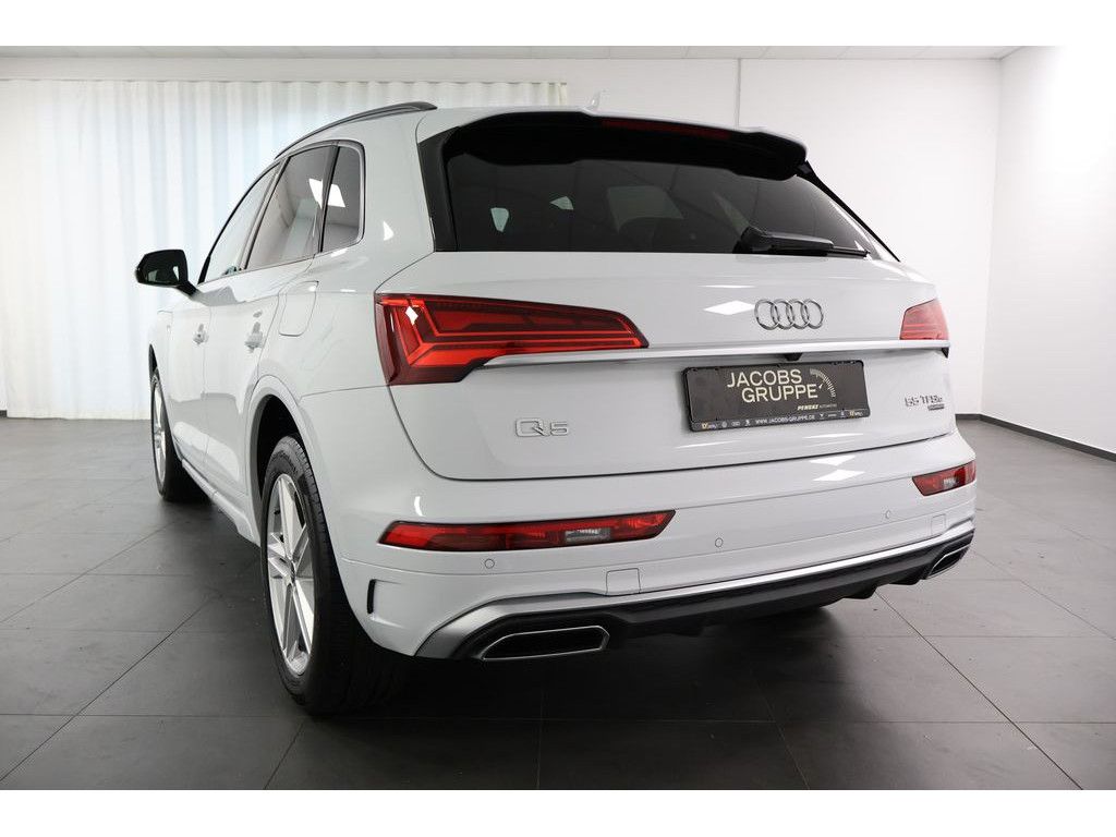 Audi Q5 55 TFSI e quattro S line S tronic - Samsaru's Car Outlet