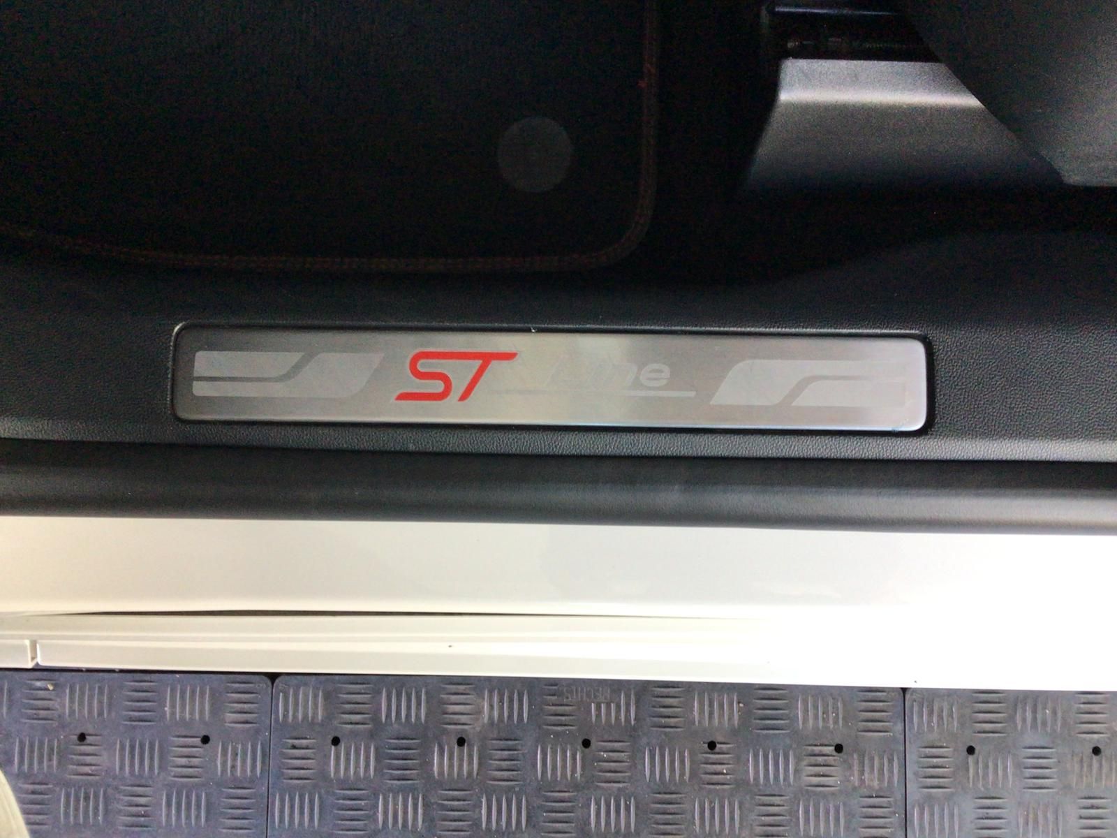 Ford Kuga ST-Line - Samsaru's Car Outlet
