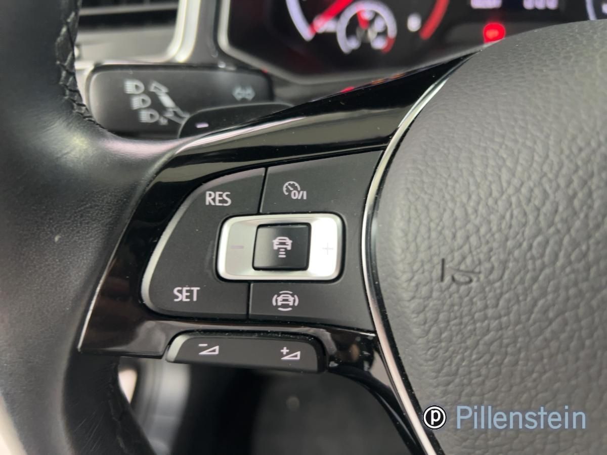 Volkswagen T-Roc TSI DSG SPORT - Samsaru's Car Outlet