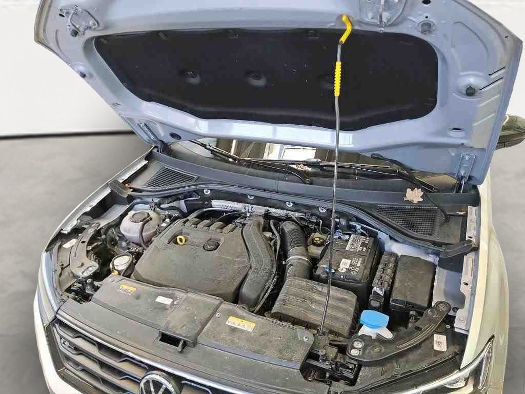 Volkswagen T-Roc 1.5 TSI R-Line - Samsaru's Car Outlet