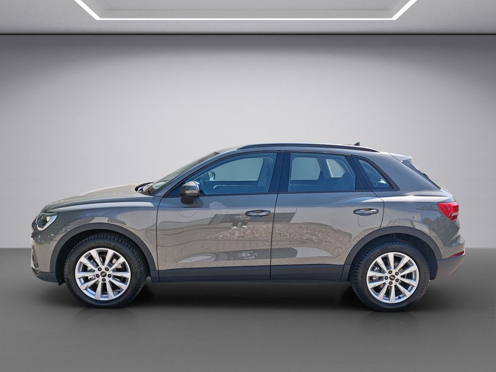 Audi Q3 35 2.0 TDI quattro S-tronic - Samsaru's Car Outlet