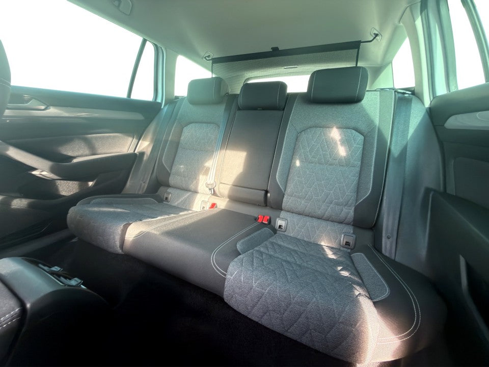 Volkswagen  Passat