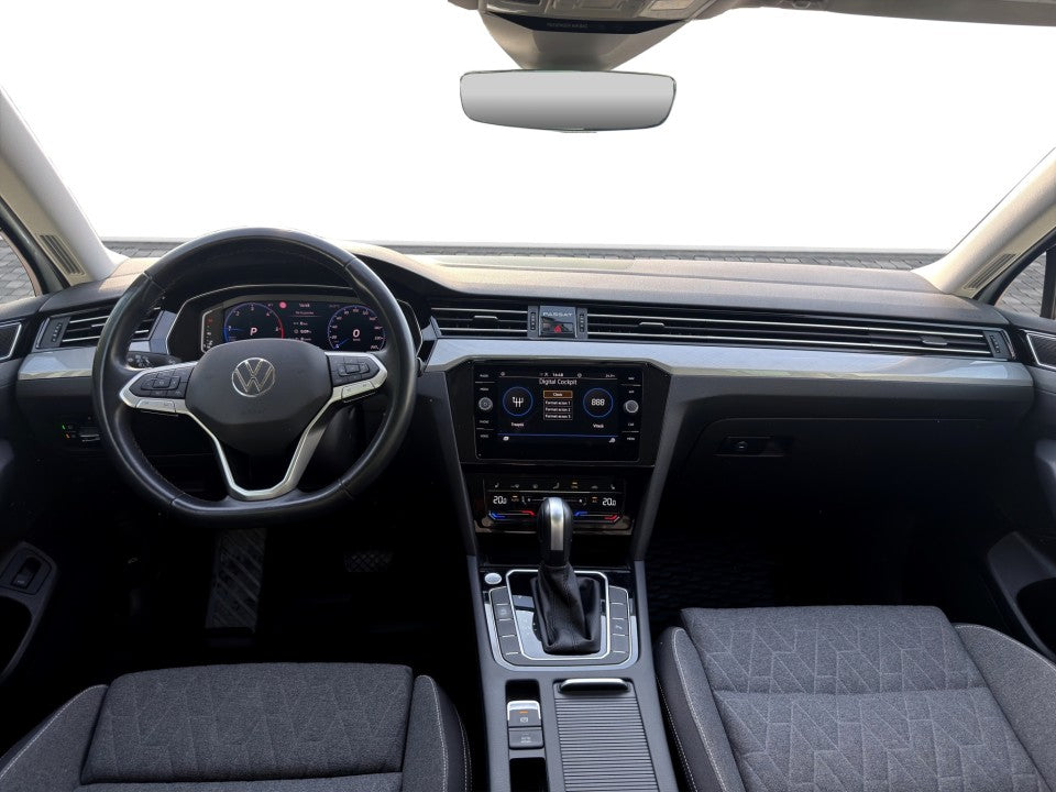 Volkswagen  Passat