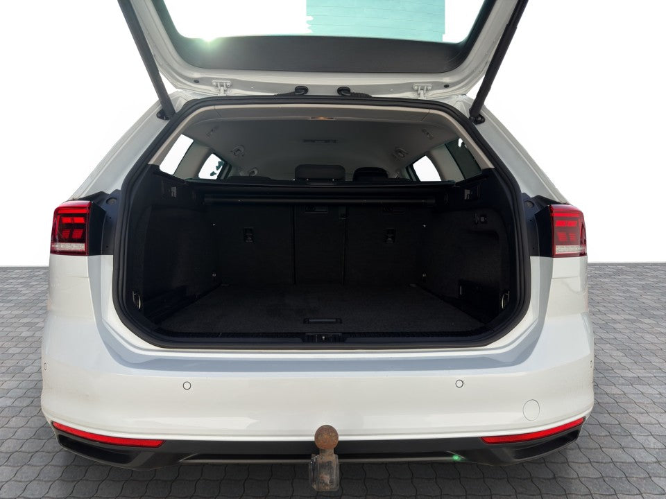 Volkswagen  Passat