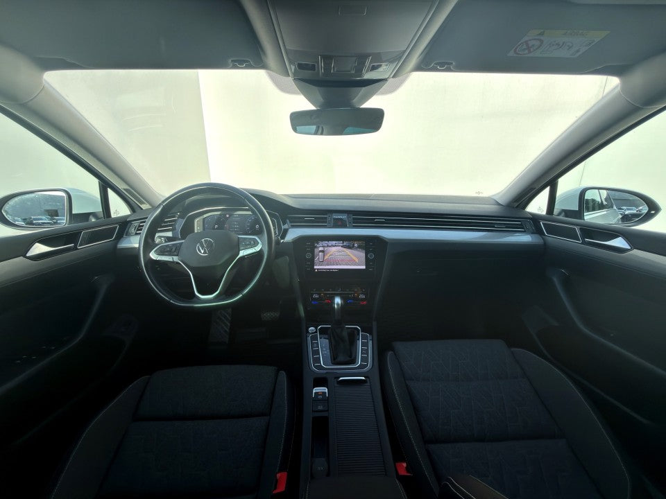 Volkswagen  Passat