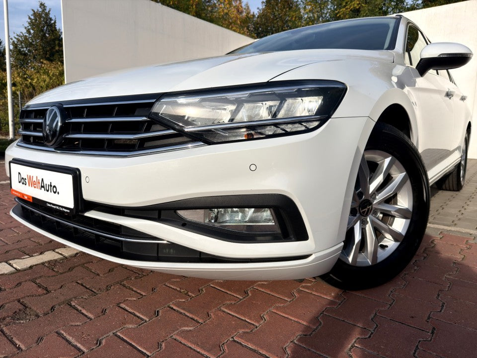 Volkswagen  Passat