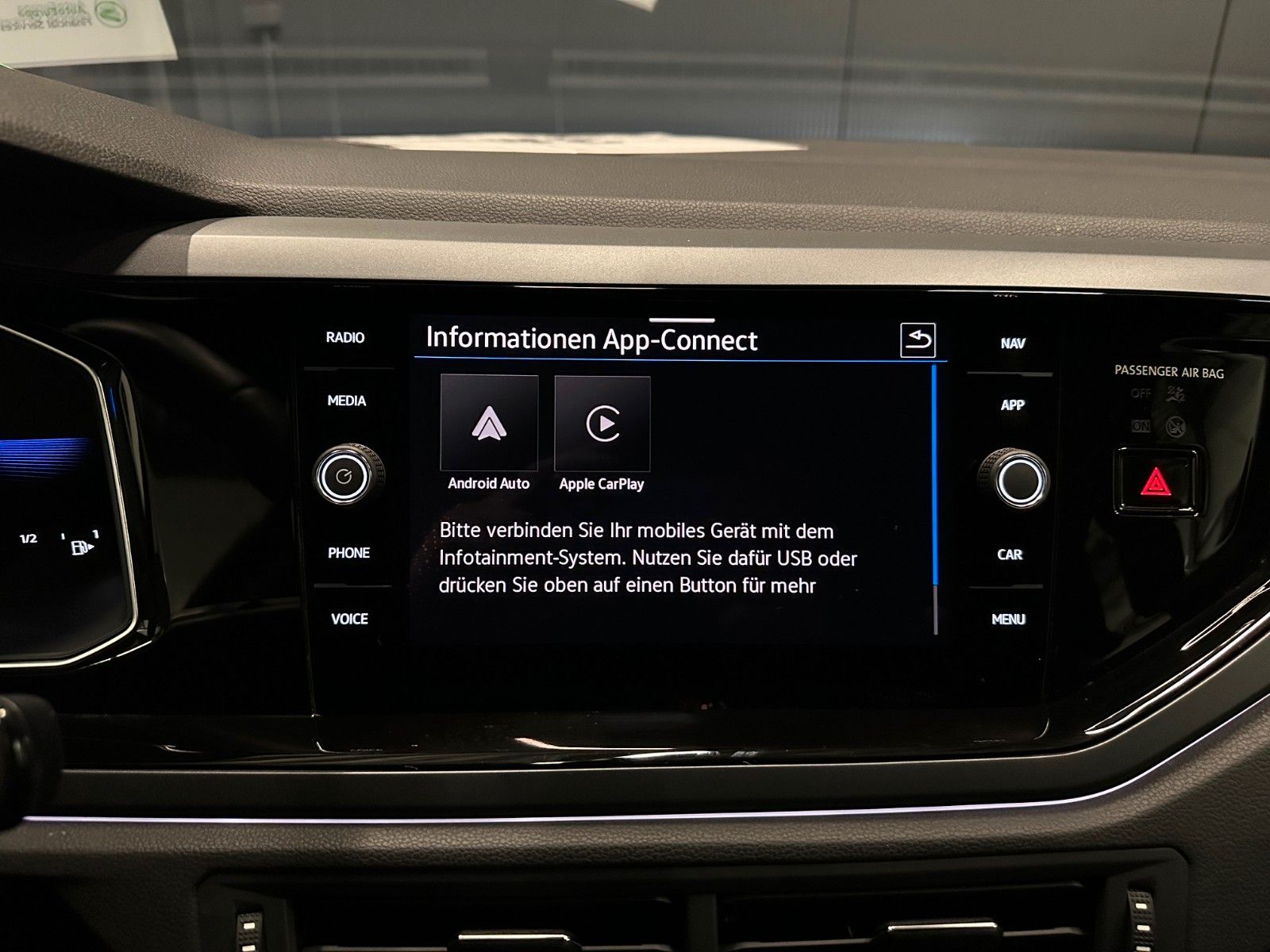 Volkswagen Polo VI R-Line *NAVI*IQ.Drive*KAMERA*CarPlay*ACC