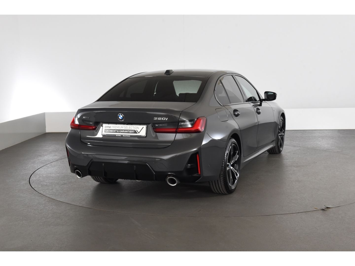 BMW 320 i xDrive Limousine M Sport Anhängerkupplung