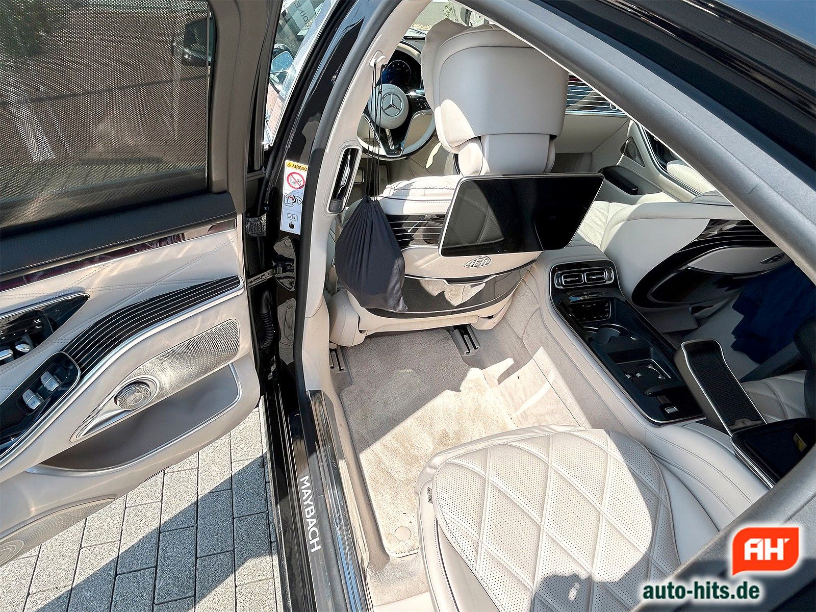 Mercedes-Benz S 580 Maybach 4MATIC - Samsaru's Car Outlet