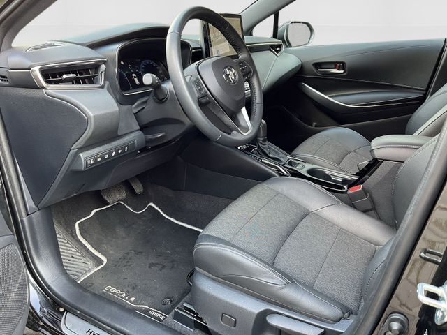 Toyota Corolla Touring Sports 1.8 Hybrid - Samsaru's Car Outlet