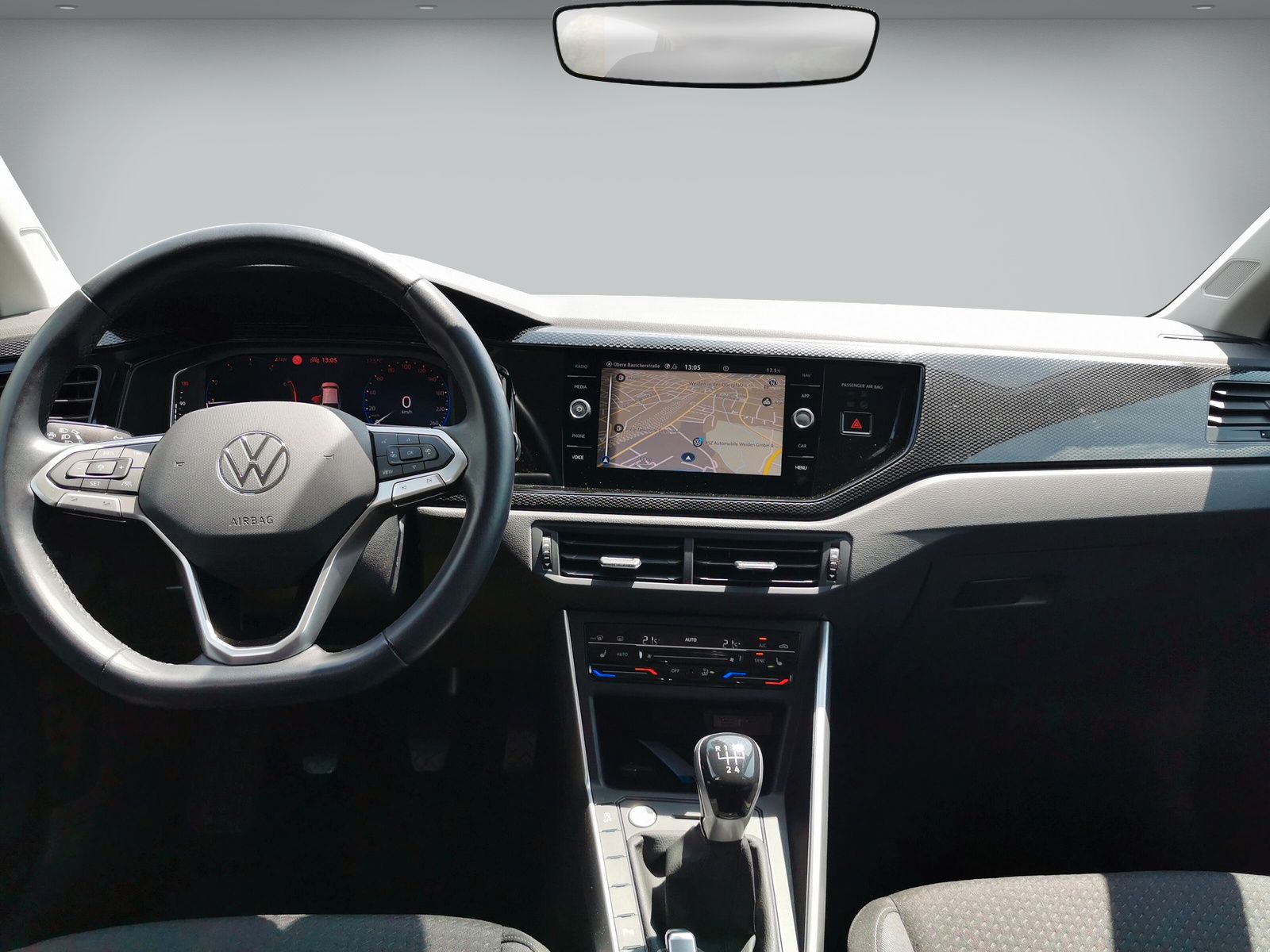 Volkswagen Taigo Life 1.0 TSI - Samsaru's Car Outlet
