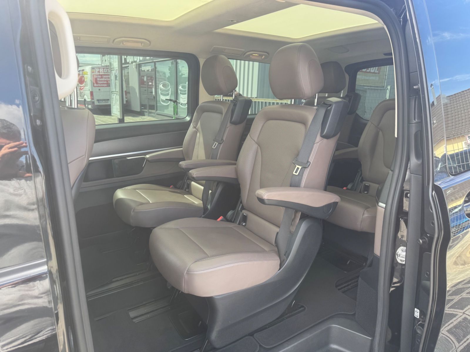Mercedes-Benz V 250 d EXCLUSIVE EDITION - Samsaru's Car Outlet
