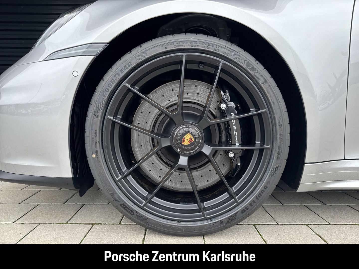 Porsche 992 911 Targa 4 GTS Clubleder Liftsystem-VA BOSE