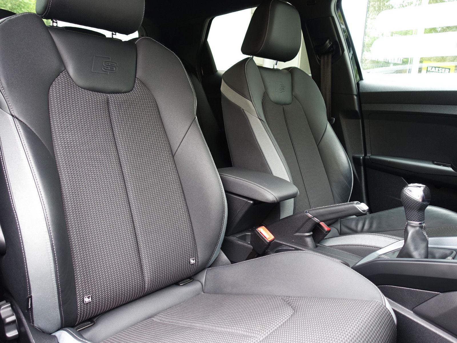 Audi A1 30 TFSI S line Sportback - Samsaru's Car Outlet