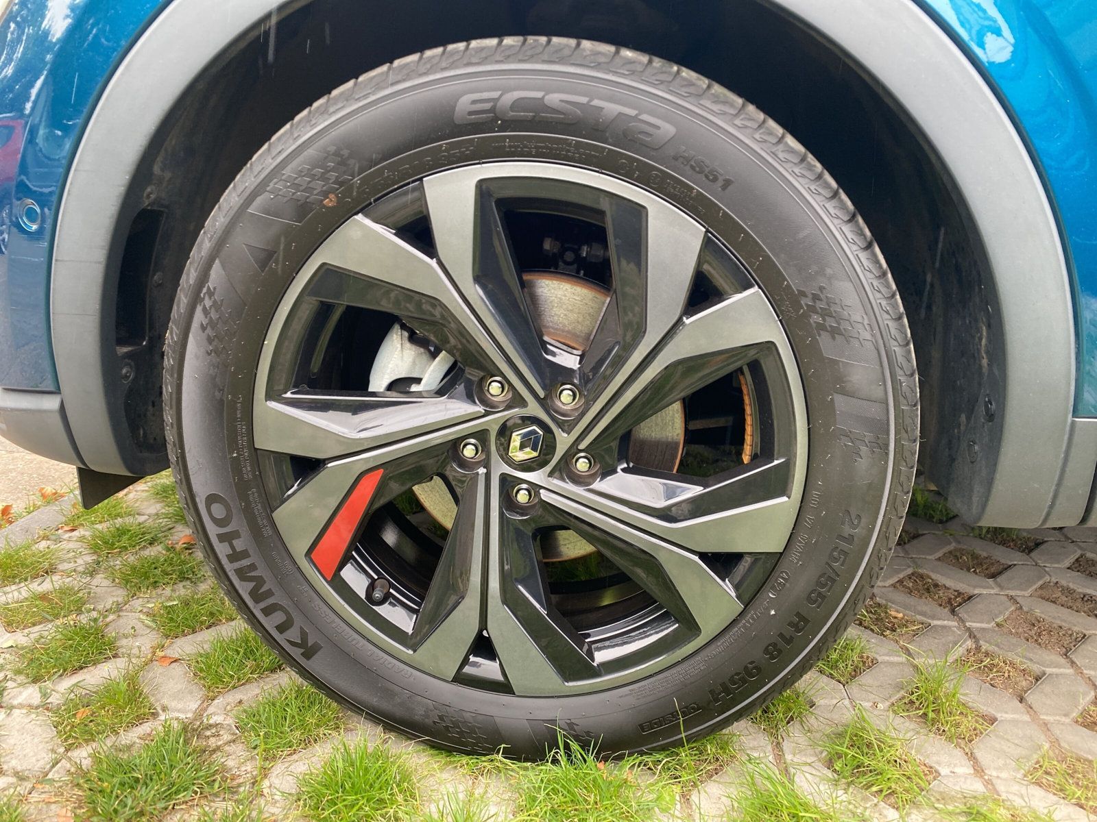 Renault Arkana R.S. LINE E-TECH 145 - Samsaru's Car Outlet