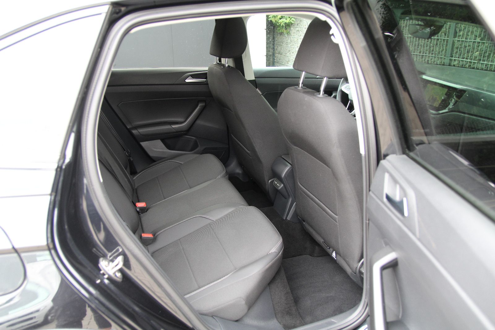 Volkswagen Taigo 1.5 TSI DSG Style - Samsaru's Car Outlet