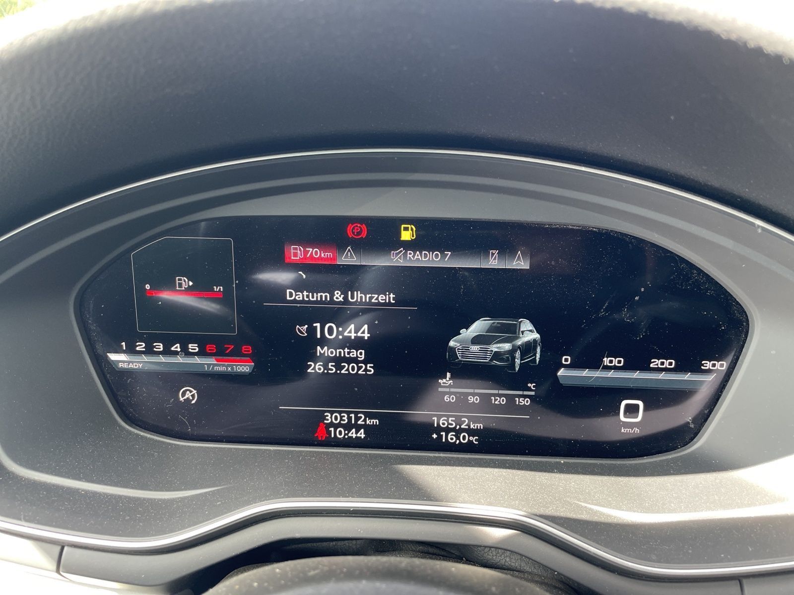 Audi A4 Avant 35 TFSI S line - Samsaru's Car Outlet