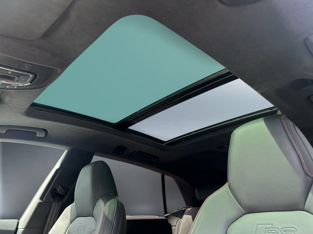 Audi RS Q8 4.0 TFSI quattro RS Essential Paket Dynami