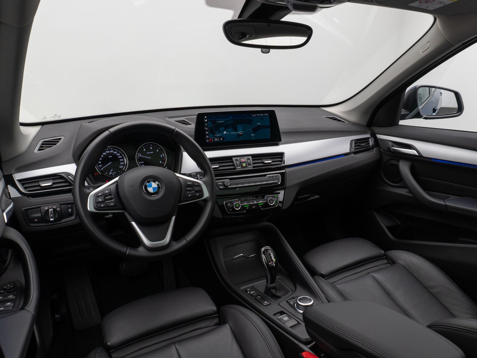 BMW X1 xD20d - Samsaru's Car Outlet