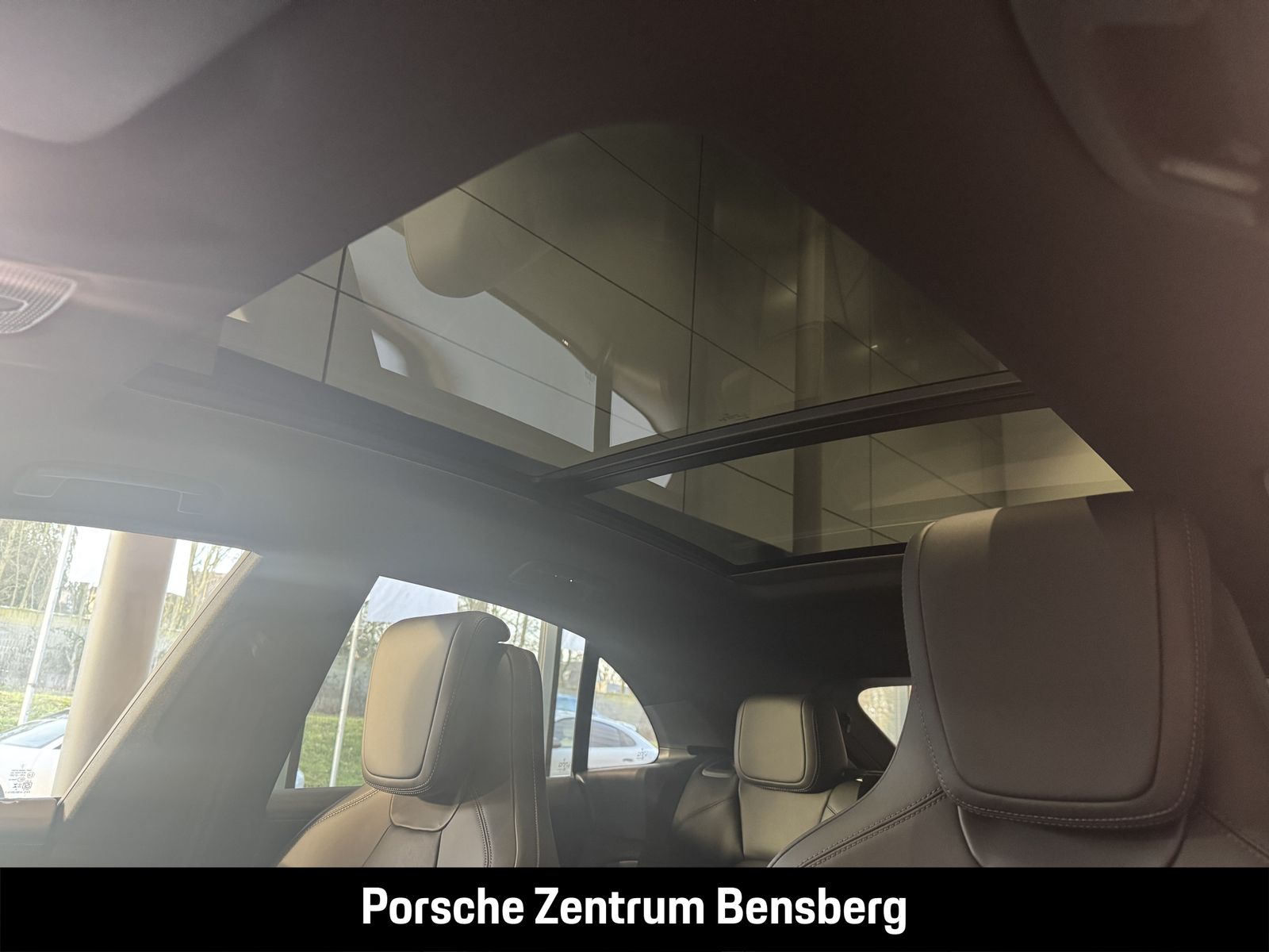 Porsche Macan 4S Electric