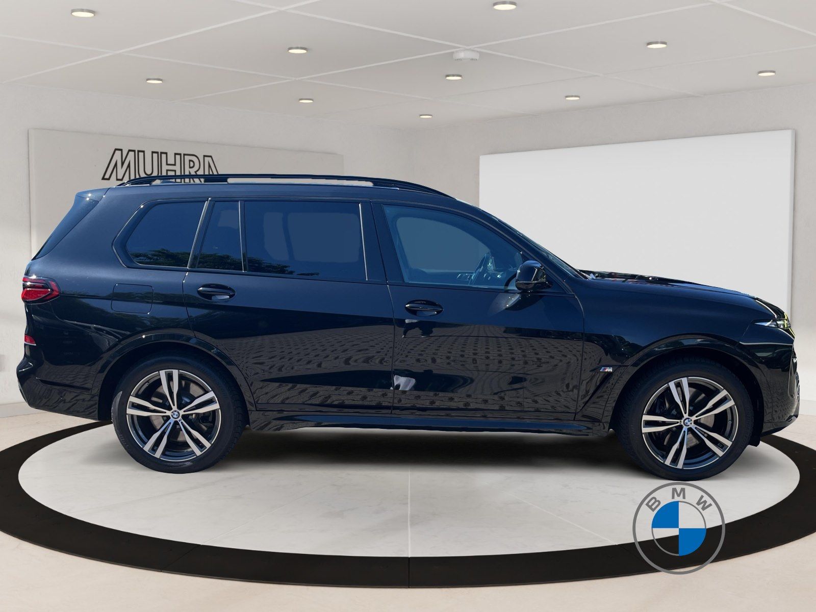 BMW X7 M60i xDrive Autobahnas Pano Sky AHK Sthzg H/K