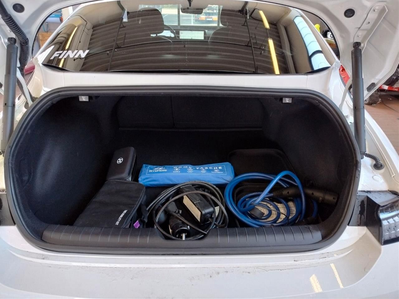 Hyundai IONIQ 6 UNIQ 325PS 360°/Bose/Leder!