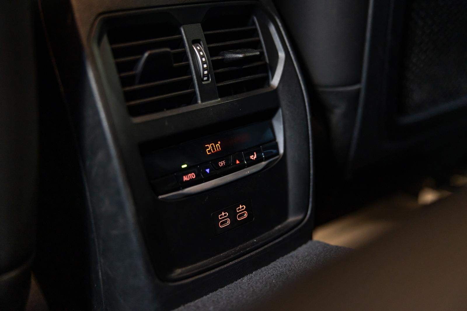 BMW 320d xDrive M Sport SHADOW - Samsaru's Car Outlet