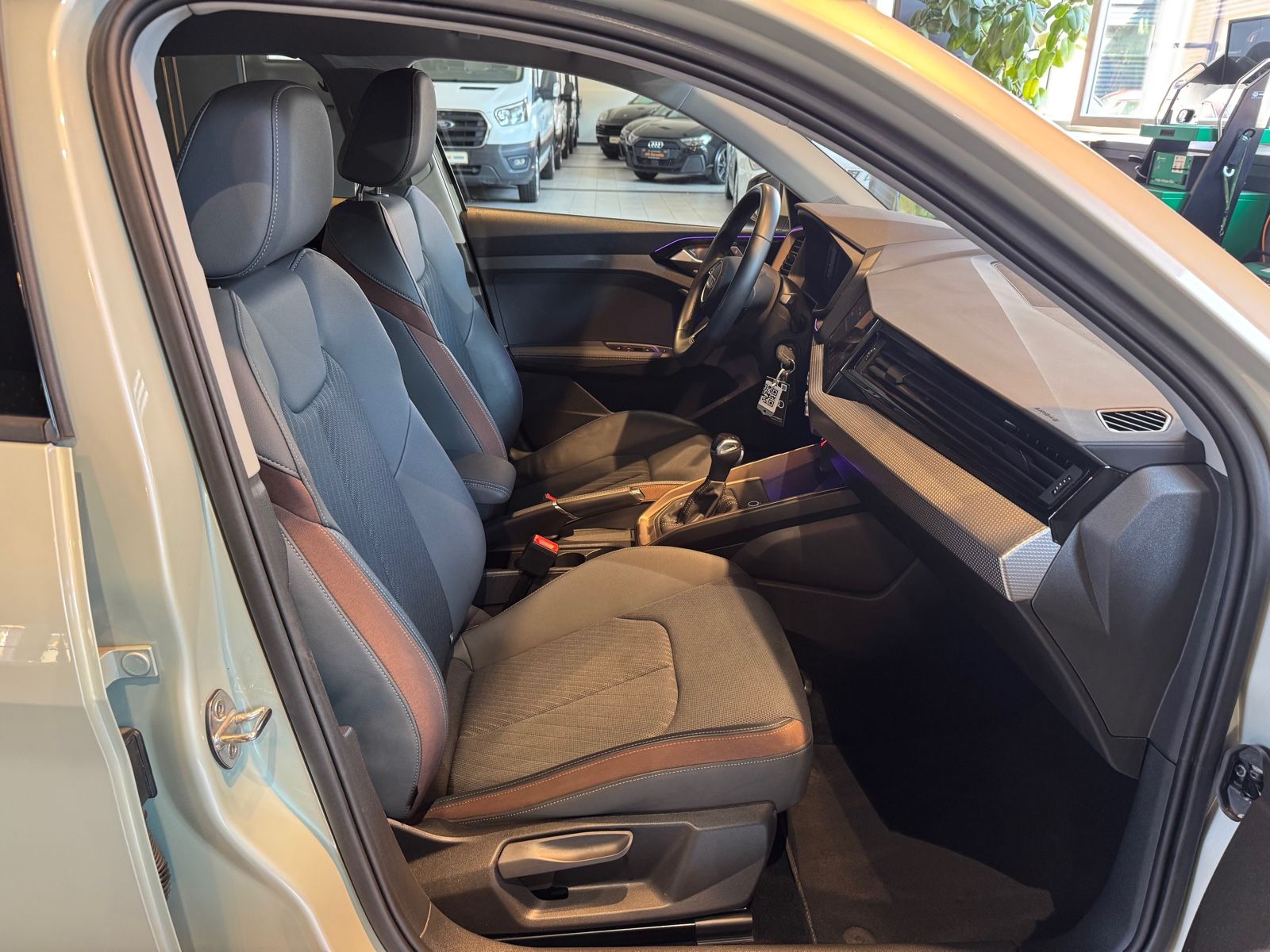 Audi A1 Sportback 35 TFSI S LINE - Samsaru's Car Outlet