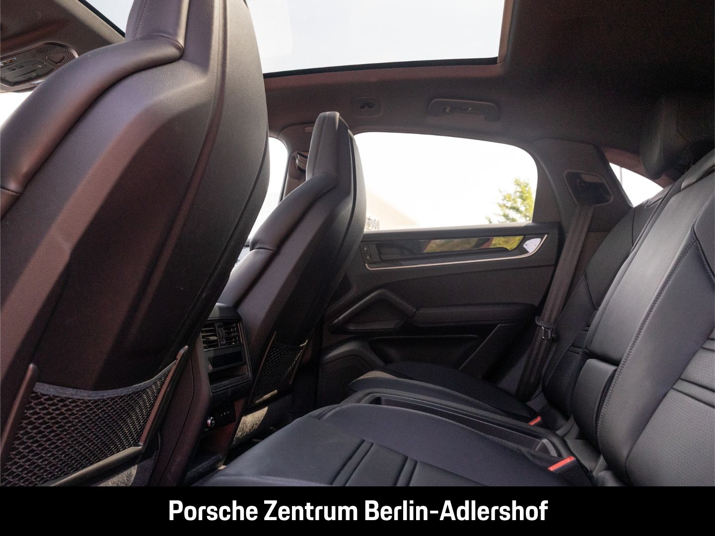 Porsche Cayenne E-Hybrid Coupe Luftfederung Panoramadach