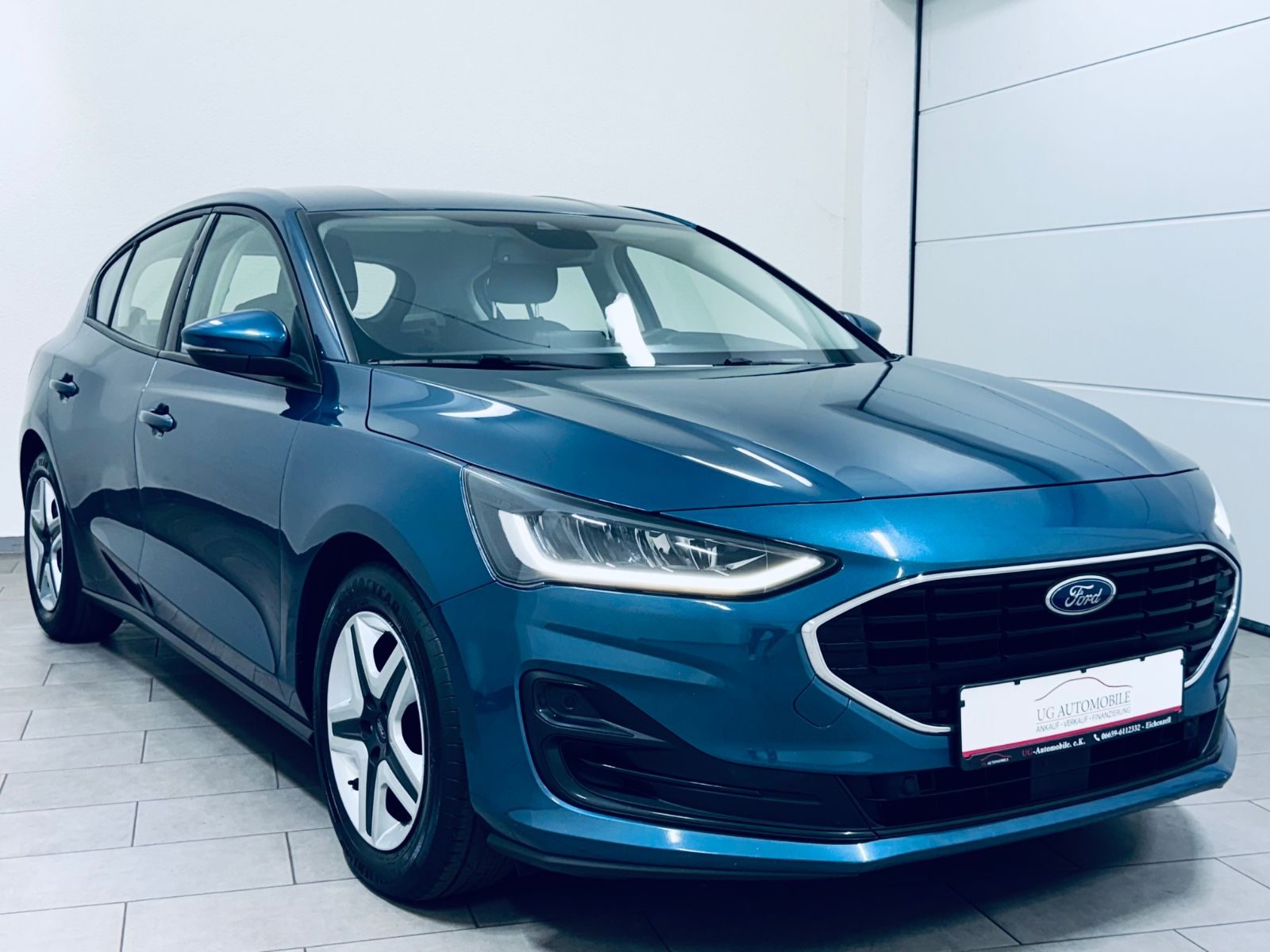 Ford Focus Lim. Cool & Connect - Samsaru's Car Outlet