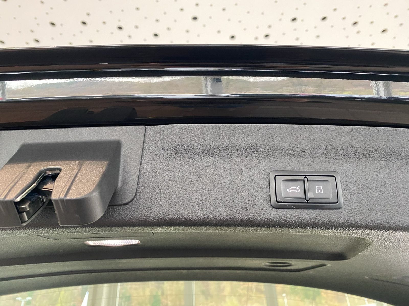 Audi A6 Avant S line (SHZ.Matrix-LED.PDC.AHK.NAVI.DAB