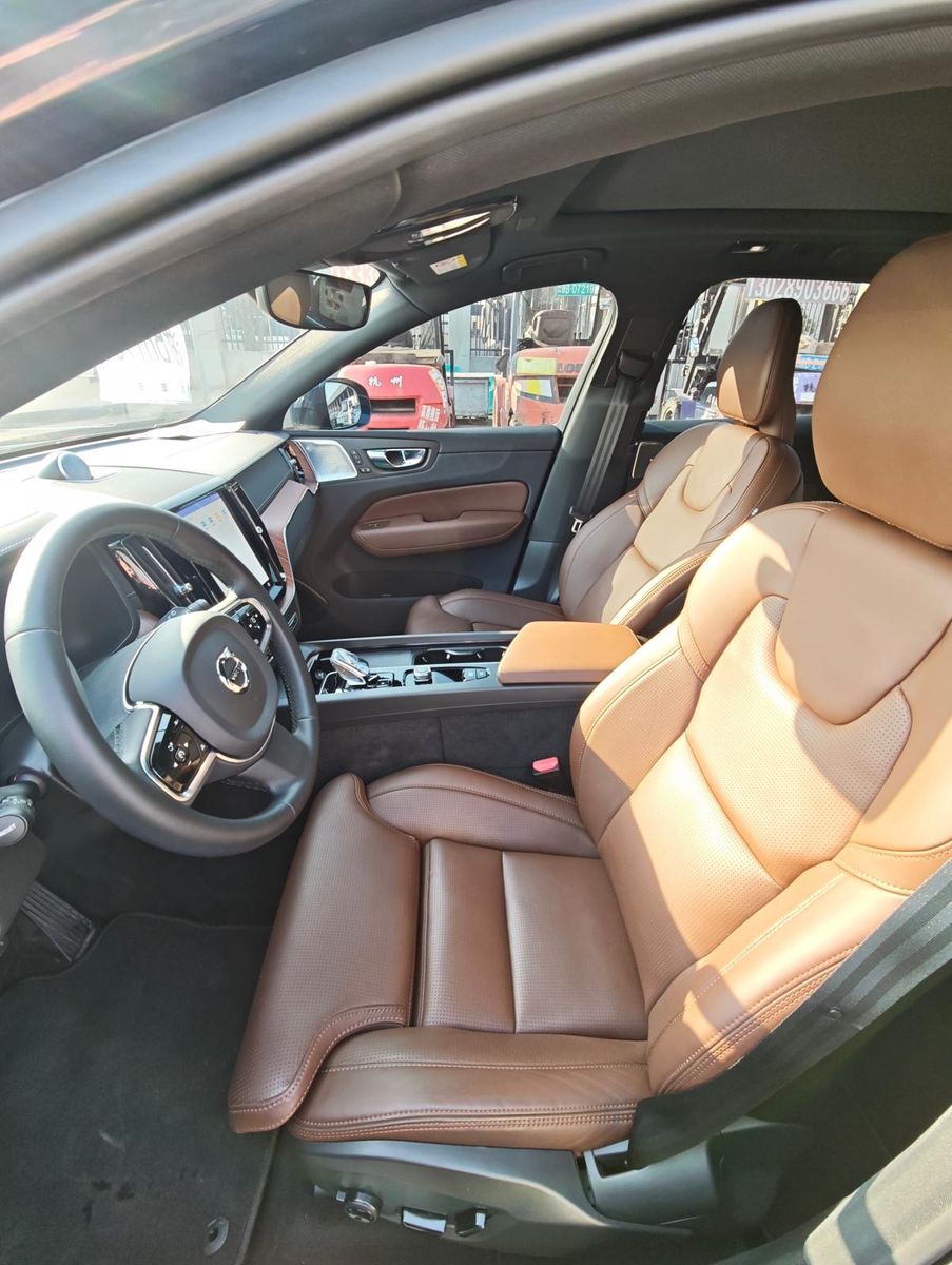 Volvo T8 Ultimate Bright Recharge Plug-In Hybrid AWD