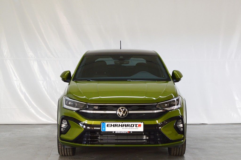 Volkswagen Taigo 1.5 TSI DSG R-Line - Samsaru's Car Outlet