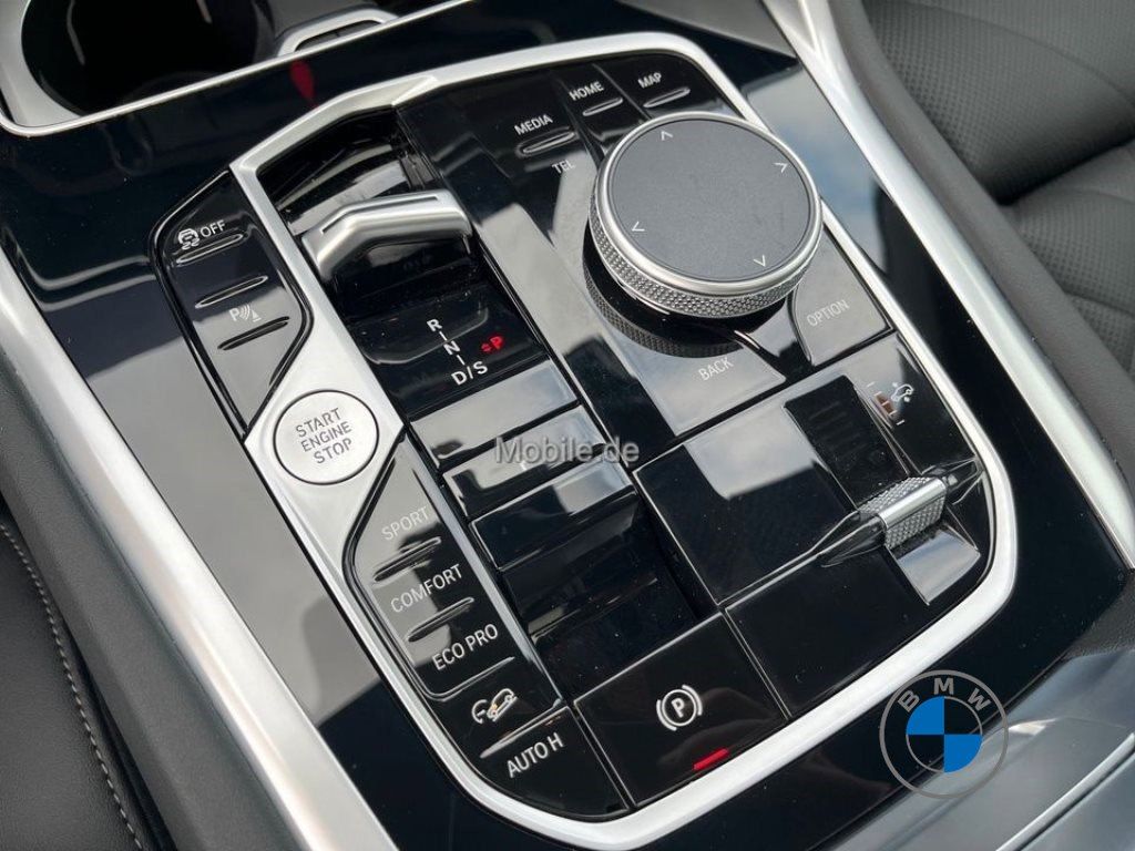 BMW X6 xDrive40d M Sport Pro 2-Achs Pano Sthzg. AHK