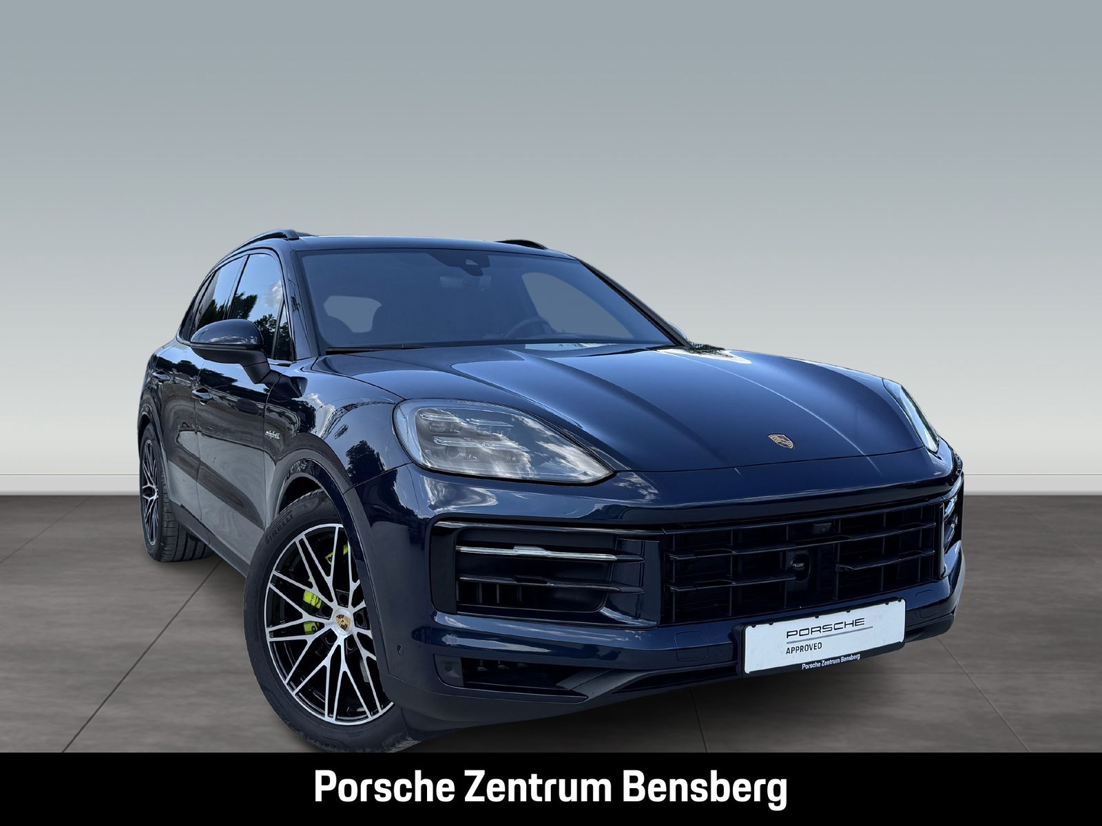 Porsche Cayenne E-Hybrid AHK Pano HUD Matrix SurroundVie