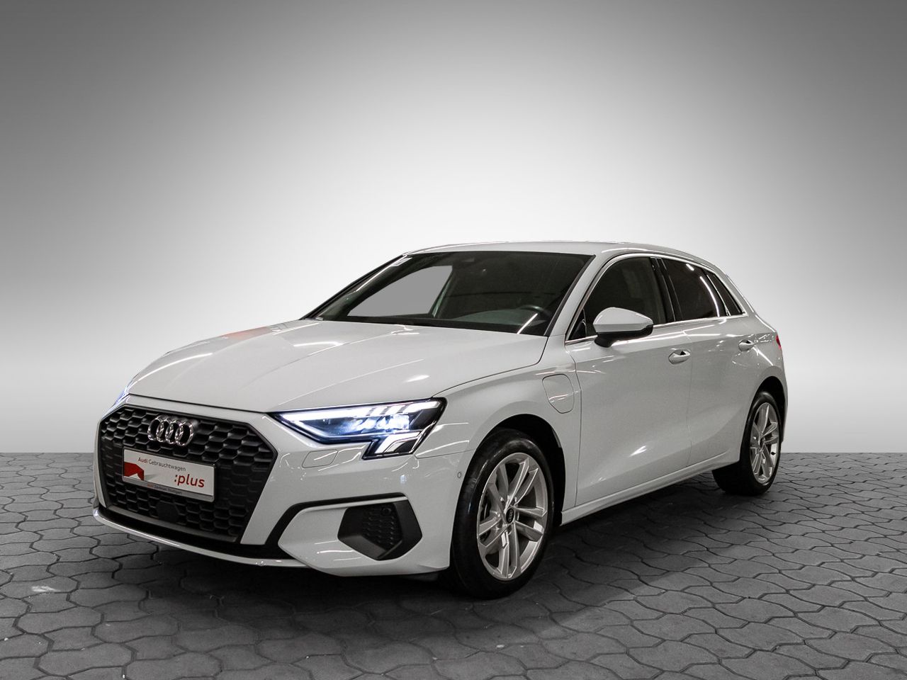 Audi A3 Sportback 40 TFSI e - Samsaru's Car Outlet