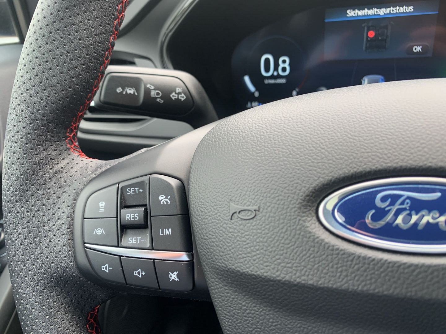 Ford Focus Turnier ST-Line X El. Panodach Navi Digita